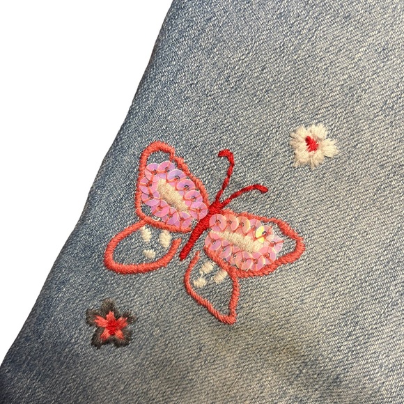 Children's Place Girls Butterfly Embroidered Jeans - Picture 4 of 6
